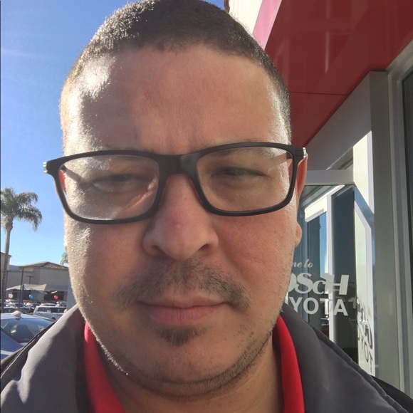 Meet your Posher, Ricardo - Picture 1 of 1